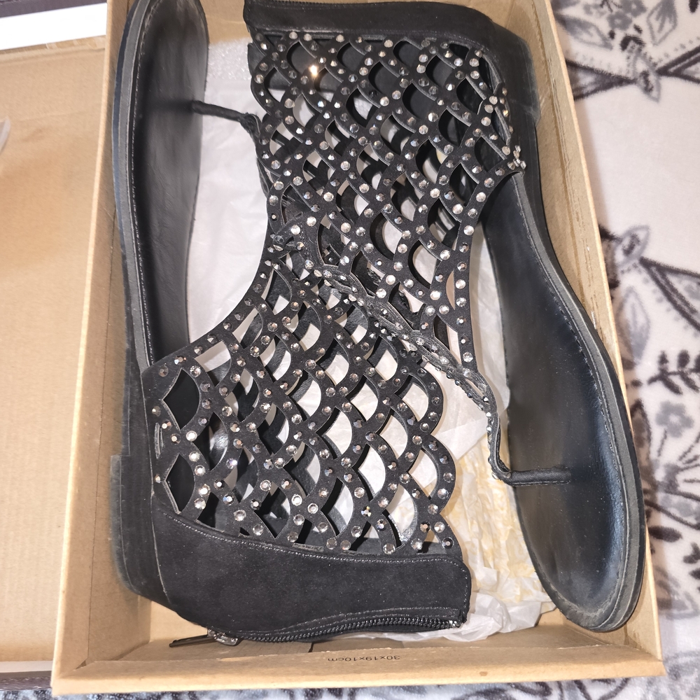 Zigi Soho Black Cutout Sandals with Studs